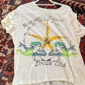 Magnolia Pearl Dream Club tee NWOT